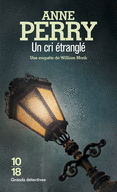 UN CRI �TRANGL�